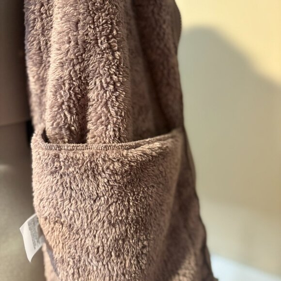 UNIQLO Womens' Fluffy Yarn Fleece Full-Zip Jacket | Color: "36 Brown" | XL - Picture 7 of 8